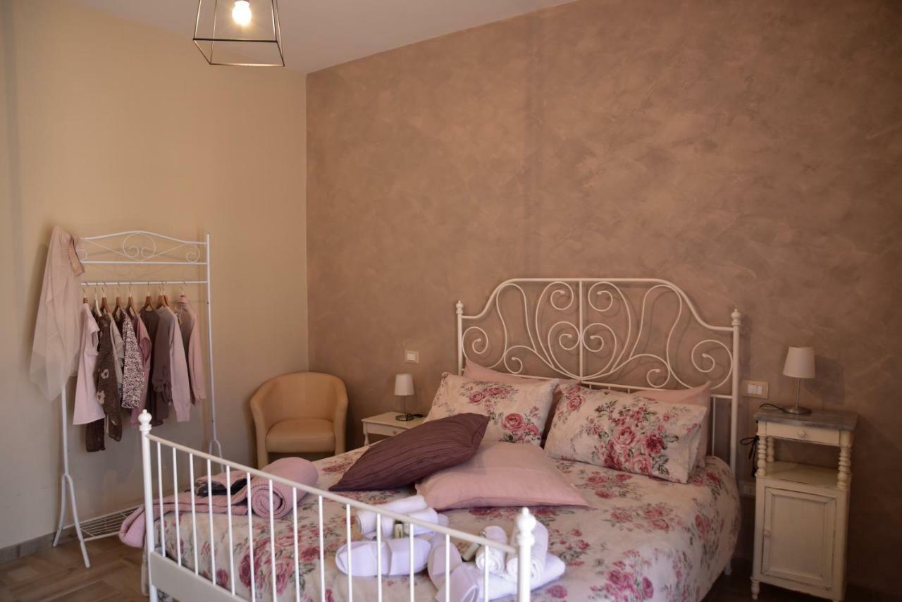Casa Nina Bed & Breakfast Toirano Dış mekan fotoğraf